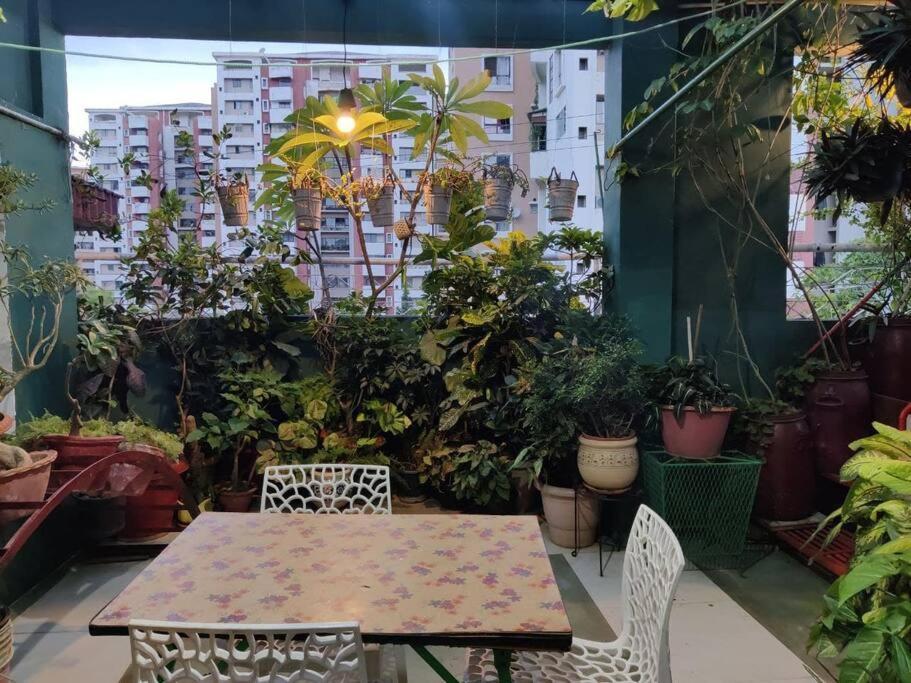 The Nook Rooftop Condo And Garden Guwahati Eksteriør billede